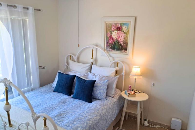 To Let 3 Bedroom Property for Rent in Island View Western Cape